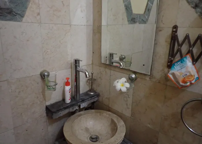 別荘 Amed Homestay