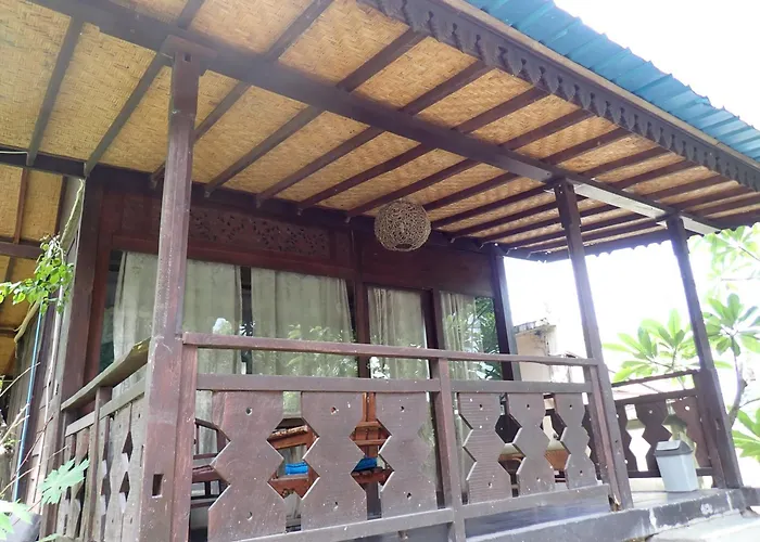 Amed Homestay 別荘 アメッド