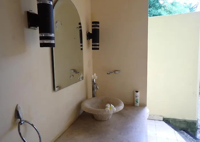 Amed Homestay 別荘 アメッド